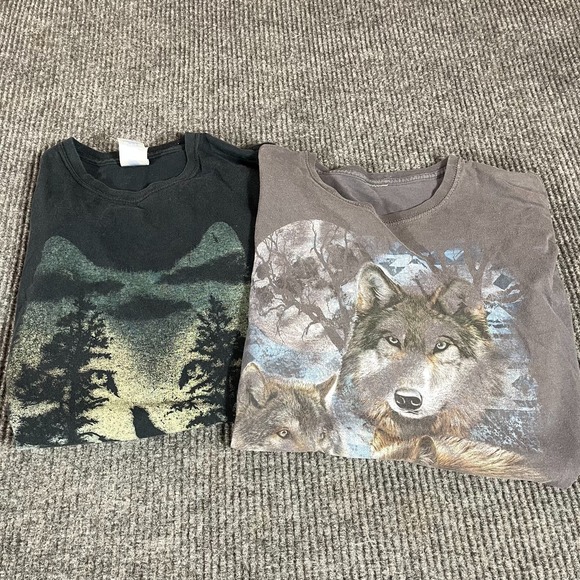 Random Golf Club Other - Lot of 2 Wolf T Shirts Mens Medium Black Gray Nature Outdoors AOP Graphic Wolves